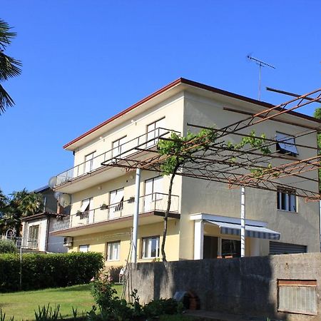 Apartments With A Parking Space Lovran, Opatija - 7705 ภายนอก รูปภาพ